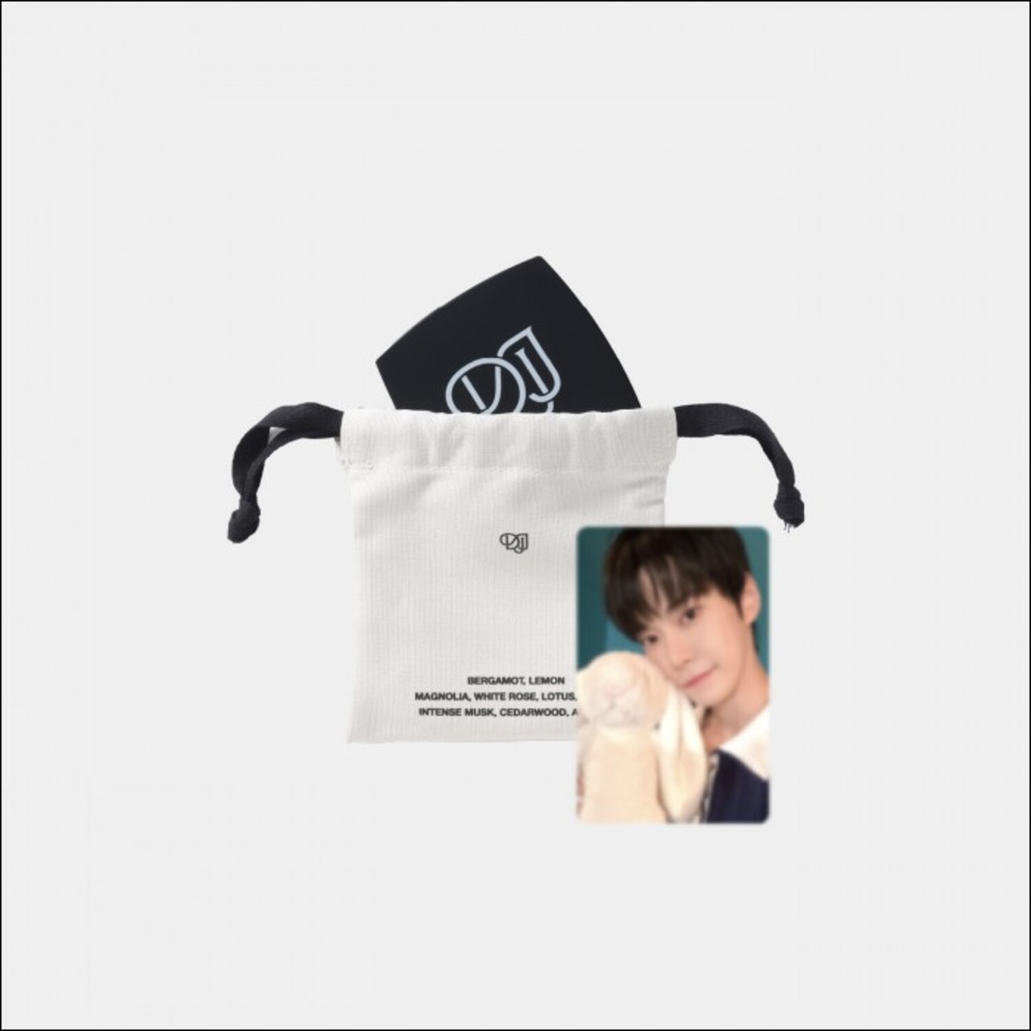 NCT 도재정(NCT DOJAEJUNG) flagship store [PERFUME] OFFICIAL MD - 손 거울 + 파우치 세트 HAND MIRROR + POUCH SET